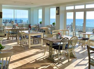 The Beach Deck - Restaurant - Seafood in Eastbourne, Eastbourne ...